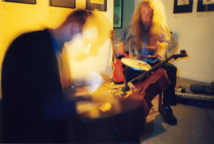 The Winter live at Photospace Gallery, July 2003 (photo by James Gilberd)
